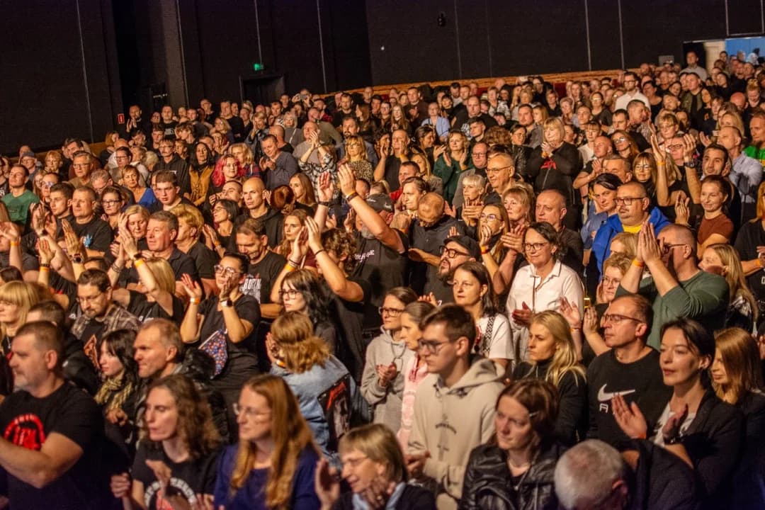 Koncert zespołu IRA w Jarocinie — zdjęcie 6 z 34