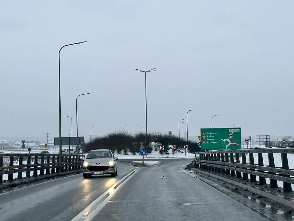 Zjazd na punkt ważenia pojazdów w Jarocinie — zdjęcie 2 z 3