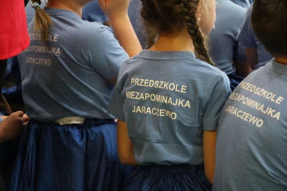 Przegląd Zespołów Tanecznych w szkole w Cielczy — zdjęcie 2 z 80