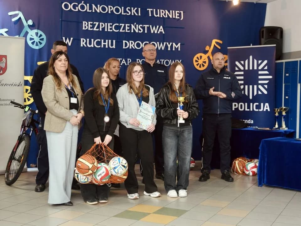 Powiatowy etap Ogólnopolskiego Turnieju Bezpieczeństwa w Ruchu Drogowym — zdjęcie 4 z 10