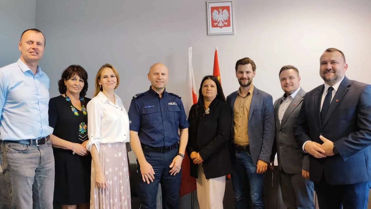 Jarocińscy samorządowcy we wspólnym busie