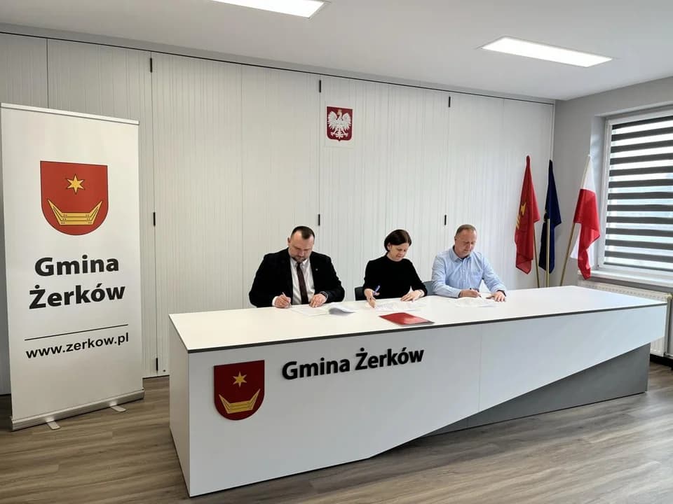 Ulice, chodniki i oświetlenie na nowym osiedlu w Żerkowie