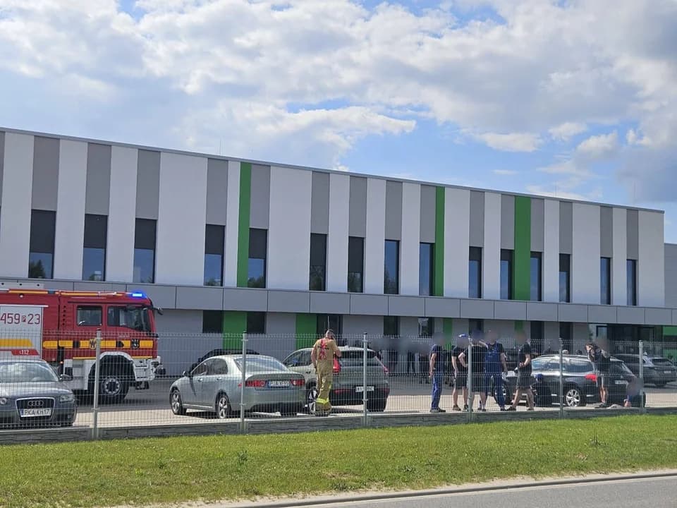 Ewakuowano ptrawie 40 osób z hali produkcyjnej w Jarocinie