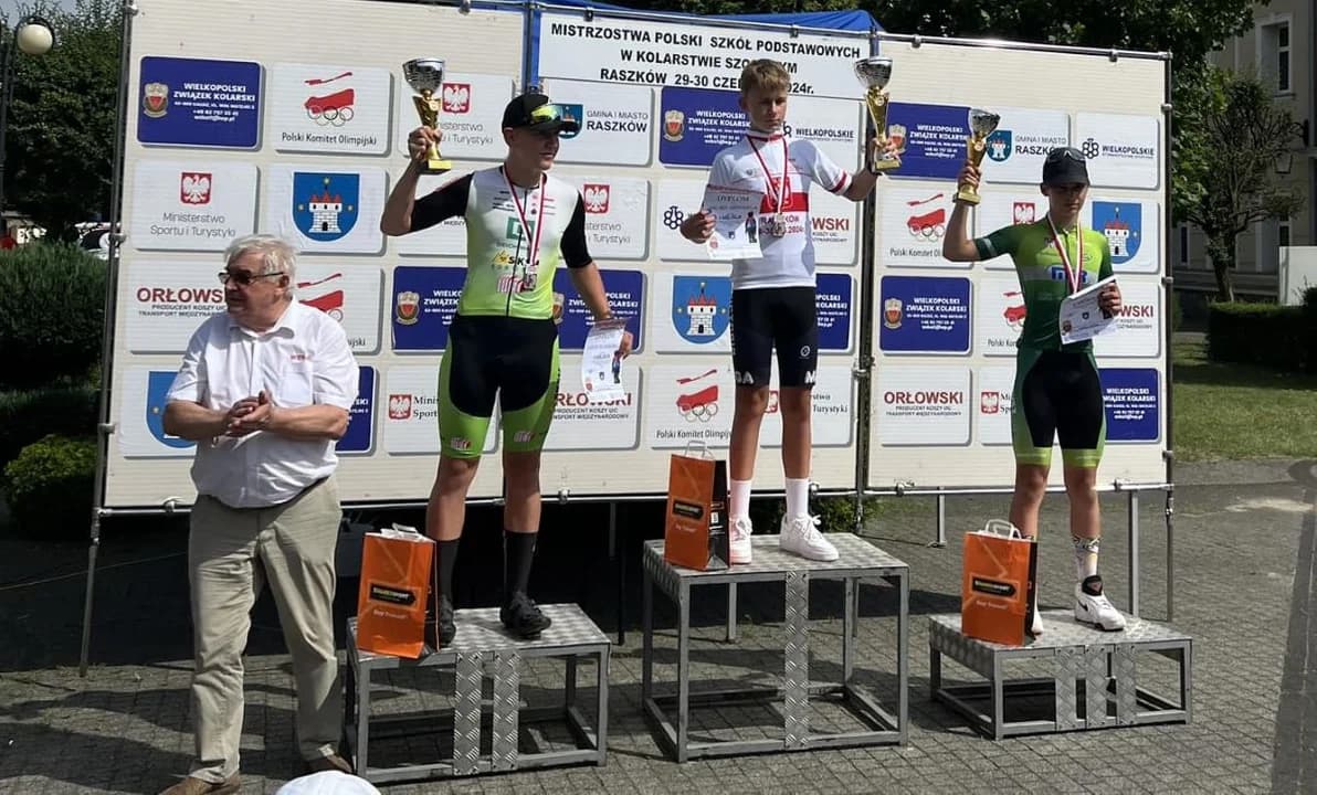 Kolarskie medale zawodników szkółki Victorii Jarocin