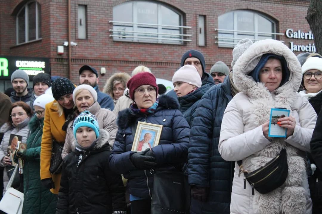 Misterium u franciszkanów i na ulicach Jarocina. Tym razem bez lawety — zdjęcie 3 z 21