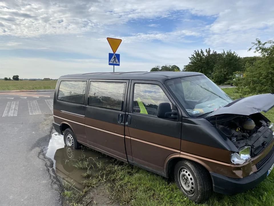 Zderzenie dwóch aut w Przybysławiu
