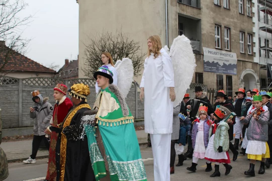 Orszak Trzech Króli i Jarocinskie Kolędowanie odbyły się po raz dwunasty [ZDJĘCIA]