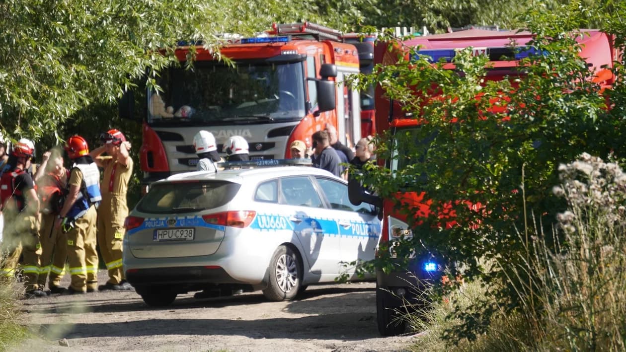 Na miejscu pracują służby