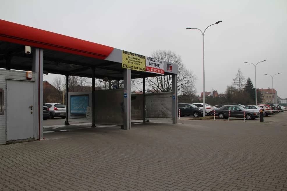 Myjnia samochodowa przy ulicy św. Ducha w Jarocinie sprzedana — zdjęcie 5 z 24
