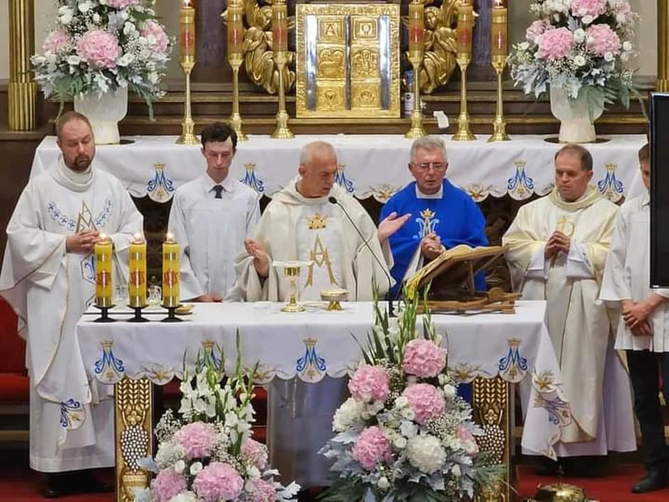Pojechali na pielgrzymkę rowerową z Żerkowa do Kolniczek w intencji księdza Roberta Olejnika [ZDJĘCIA] — zdjęcie 2 z 37
