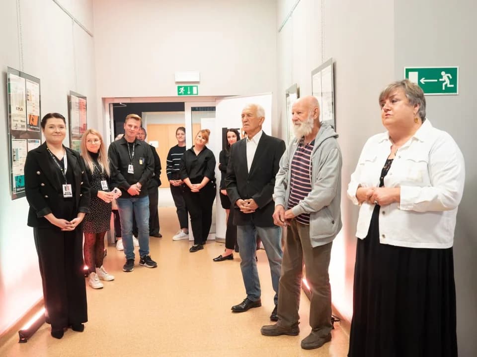 Kilka dni przed inauguracją odbyło się otwarcie wystawy festiwalowej w Domu Kultury w Kotlinie — zdjęcie 2 z 83