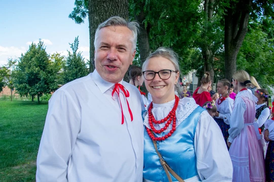 Każdy dostał bochenek chleba. Dożynki w Noskowie [ZDJĘCIA] — zdjęcie 4 z 81