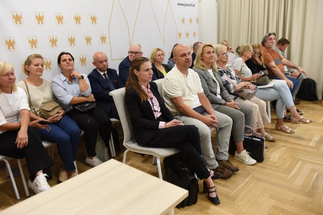 Radni zdecydują o wyborach na wsiach i osiedlach i zajrzą do finansów spółek. Co jeszcze w programie? [TRANSMISJA] — zdjęcie 5 z 59