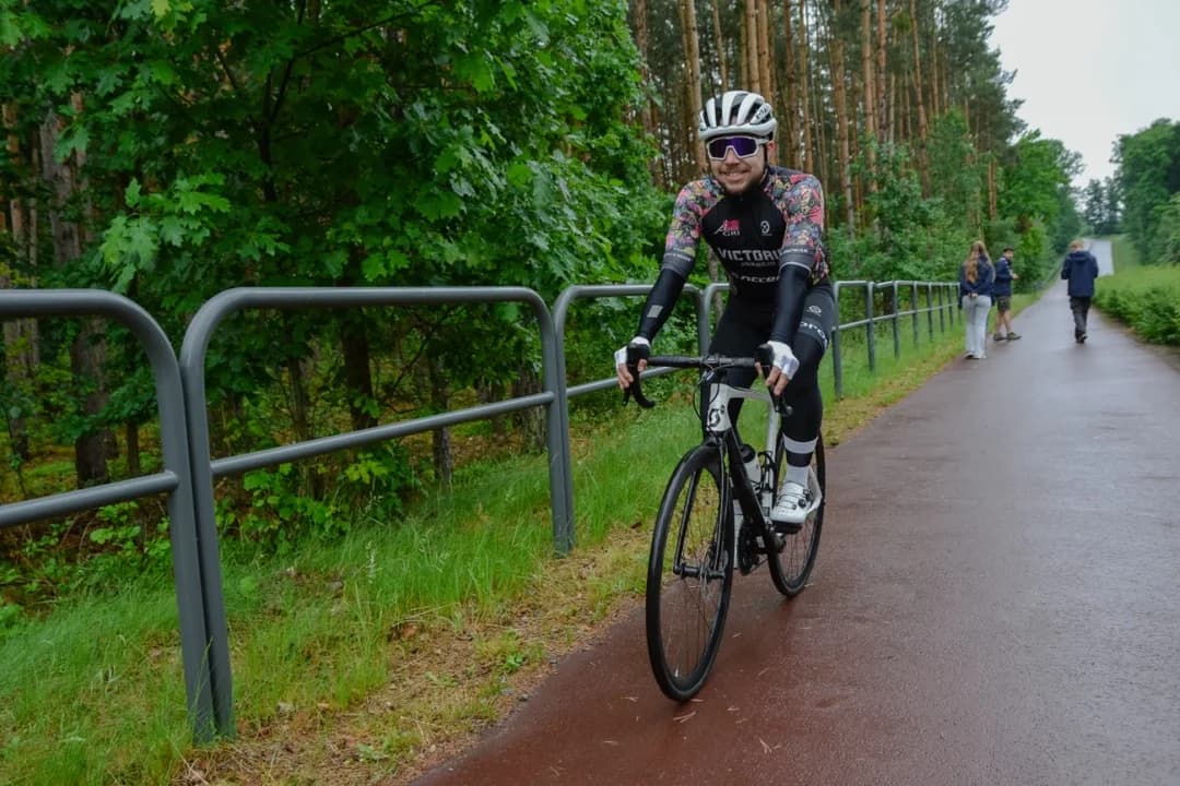 Kolarze walczyli o tytuł Jarocińskiego Króla Gór 2026 na dystansie 500 m.
