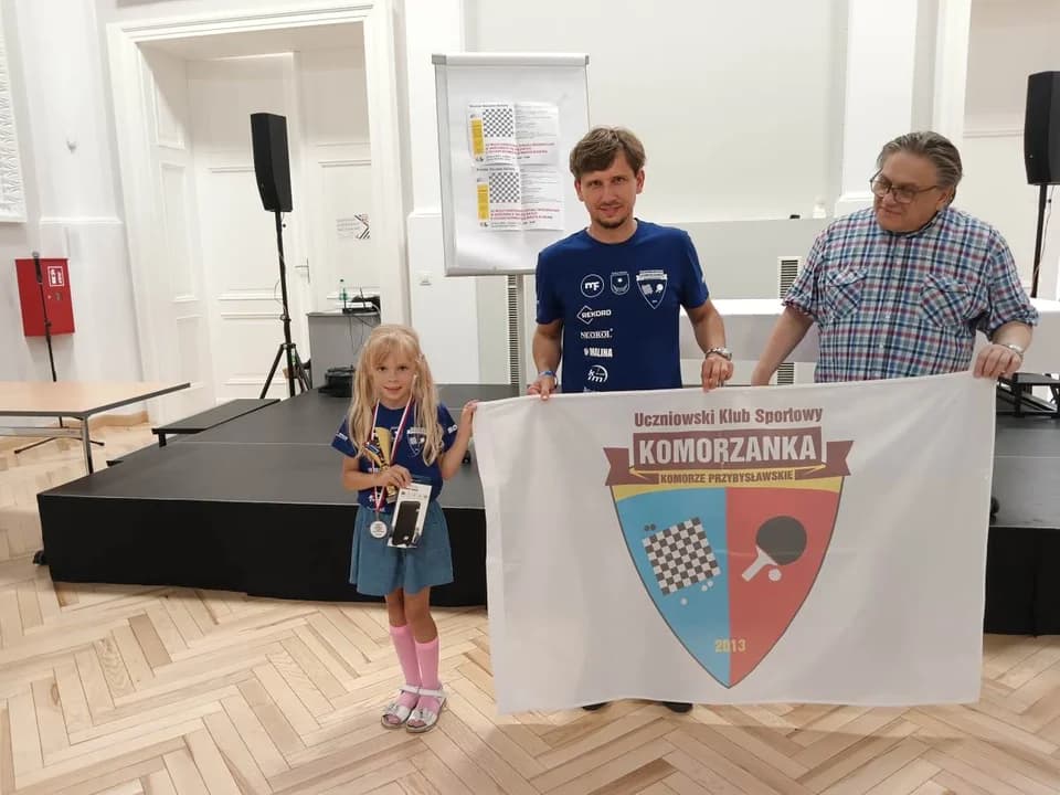 Kolejne sukcesy Komorzanki w warcabach i tenisie stołowym