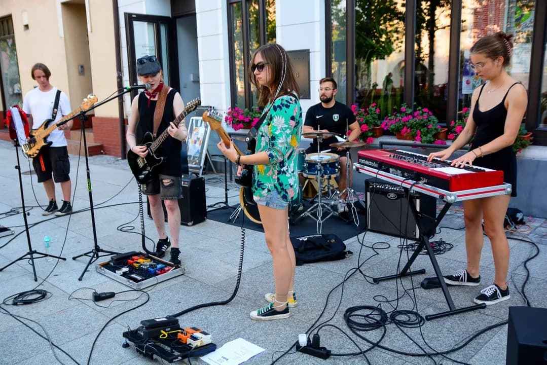 Zespół Senders z Koźmina Wlkp. gra rocka i rocka alternatywnego.