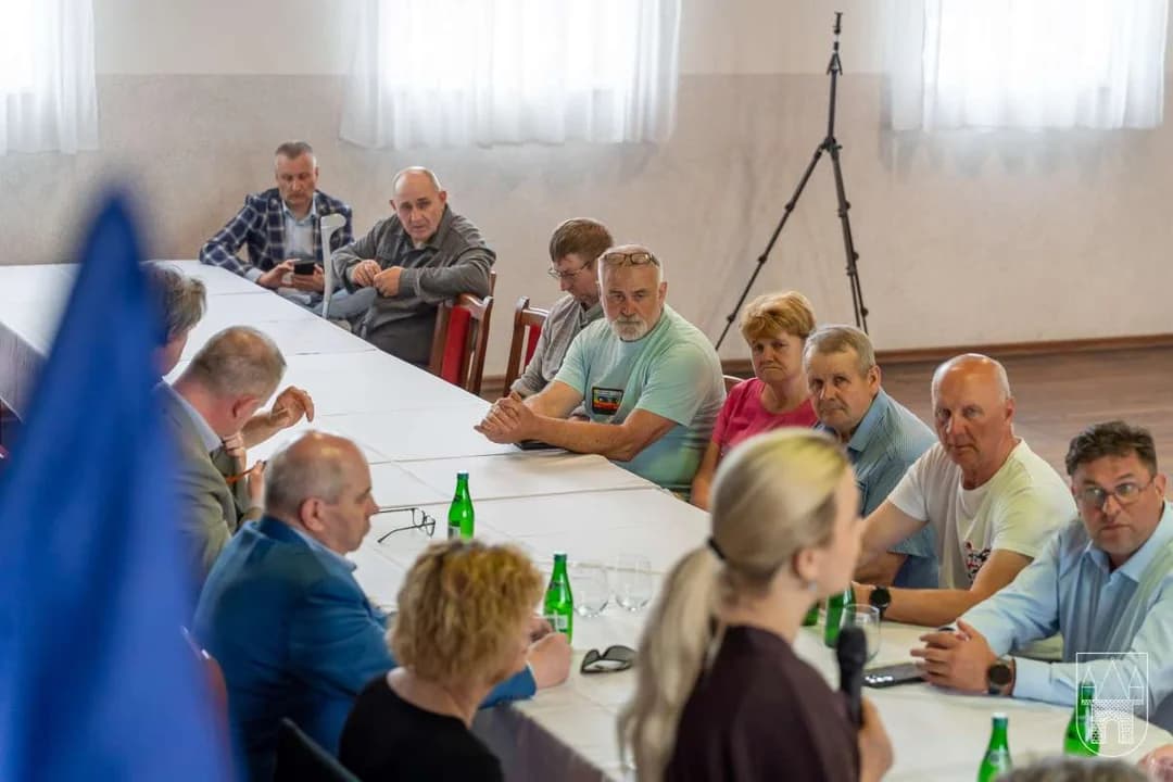 Wiceminister rolnictwa w Jarocinie i nie tylko. Z kim się spotkała i o czym rozmawiała? [ZDJĘCIA] — zdjęcie 6 z 32