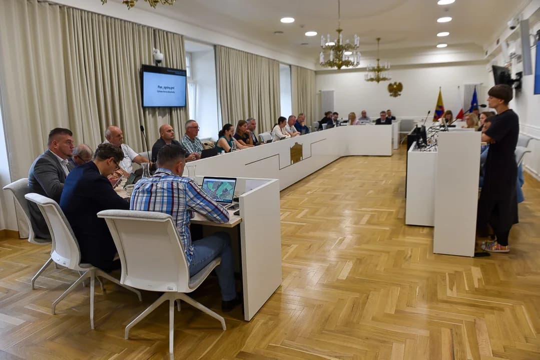 Sesja Rady Miejskiej w Jarocinie — zdjęcie 6 z 29