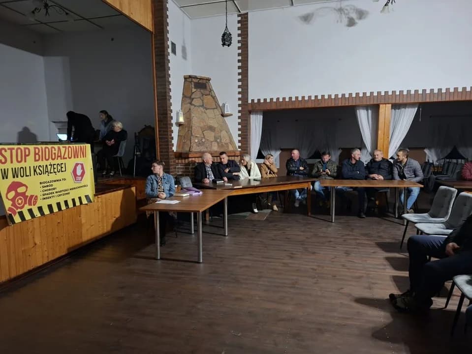 Wójt kontra mieszkańcy w sprawie biogazowni: Zabrakło pańskiej dobrej woli [ZDJĘCIA]