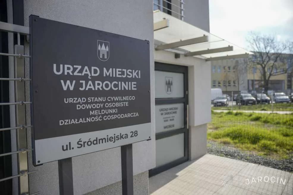 Oddział jarocińskiego magistratu przy ul. Śródmiejskiej wprowadził ułatwienia [ZDJĘCIA]