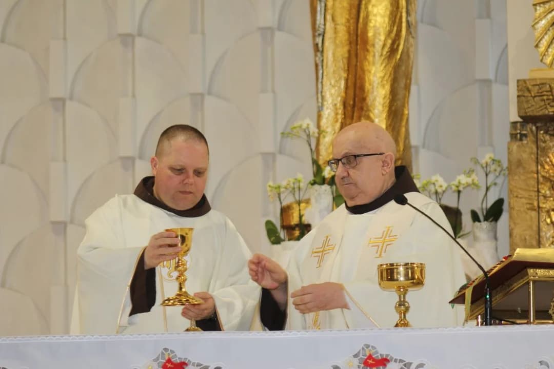 Ojciec Atanazy świętował w Jarocinie złoty jubileusz kapłaństwa [ZDJĘCIA]