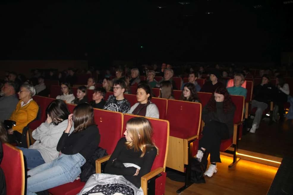Wyjątkowy koncert w JOK-u. Młodzież śpiewała Niemena — zdjęcie 5 z 17