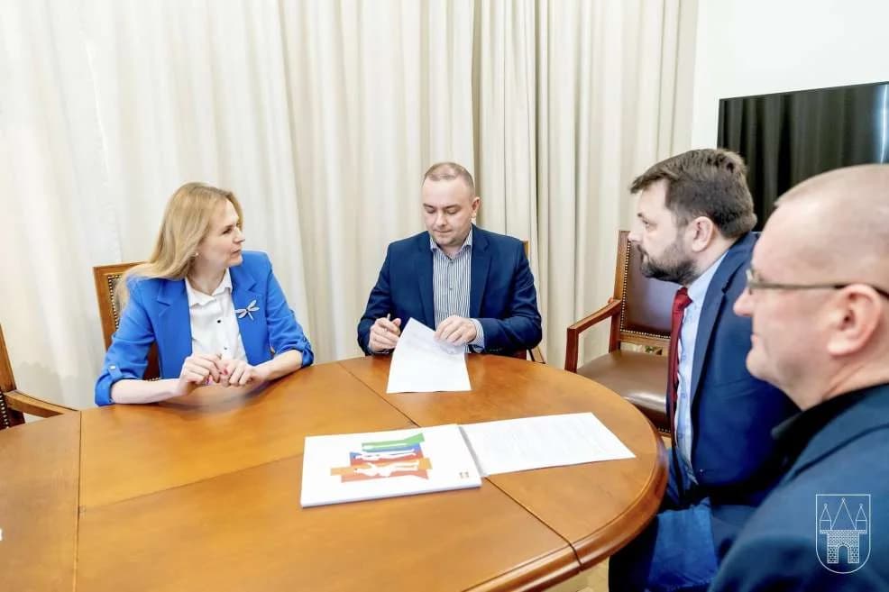 Jarocińskie Linie Autobusowe zamówiły dwa nowe autobusy. Kiedy wyjadą na ulice Jarocina? [ZDJĘCIA, SONDA] — zdjęcie 2 z 3