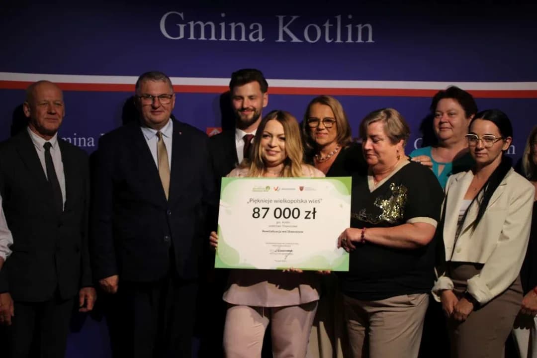Na realizację zadania w Sławoszewie gmina Kotlin otrzymała dofinansowanie w wysokości 87 tys. zł w ramach konkursu „Pięknieje Wielkopolska Wieś”