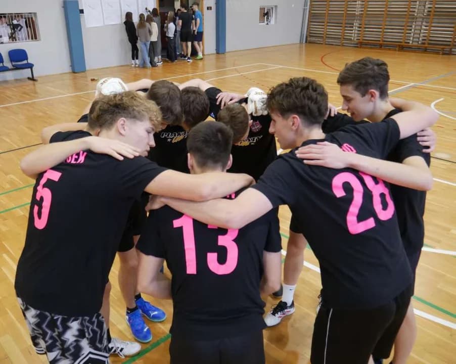 Szkolny Turniej Futsalu 2025 wyłonił Mistrza Szkoły. Kto okazał się najlepszy? [ZDJĘCIA, SONDA]