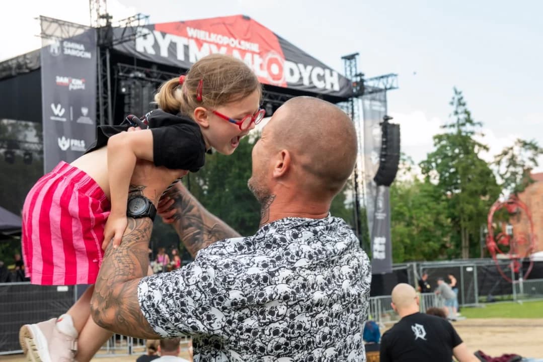 Trwa finał Wielkopolskich Rytmów Młodych w jarocińskim amfiteatrze [ZDJĘCIA]