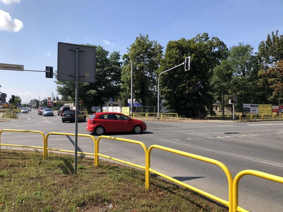 Budowa ronda na skrzyżowaniu DK 15 i 12 w Jarocinie