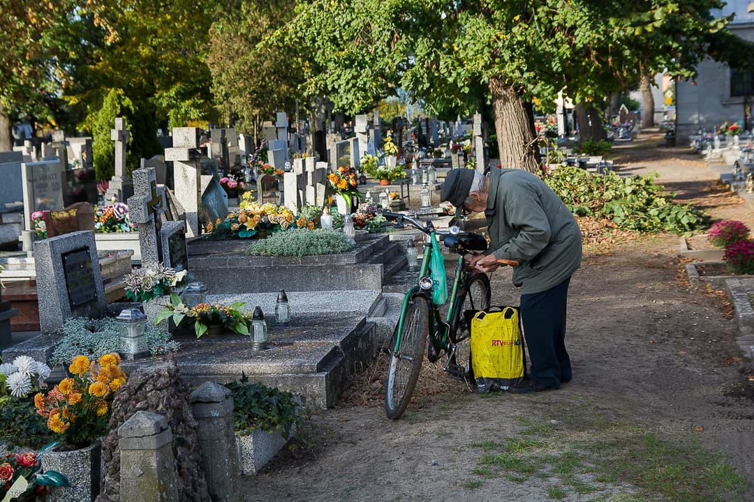 Zasiłek pogrzebowy miał zostać podniesiony. Ile dokładnie wynosi? — zdjęcie 5 z 95