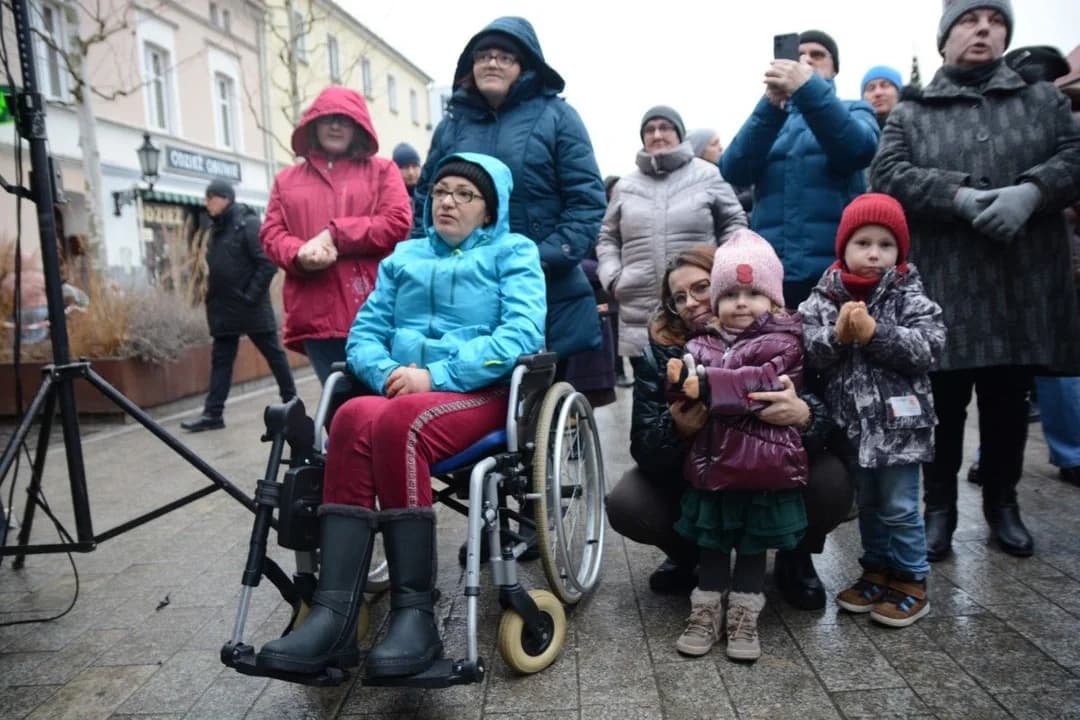 14. Jarocińskie Kolędowanie z Orszakiem Trzech Króli. Najwięcej było przedszkolaków  [ZDJĘCIA]