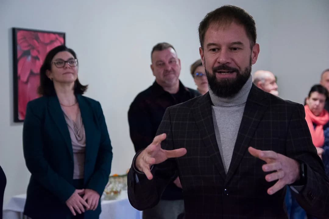 W Jarocinie otwarto mieszkanie wspomagane dla osób ze spektrum autyzmu — zdjęcie 4 z 21