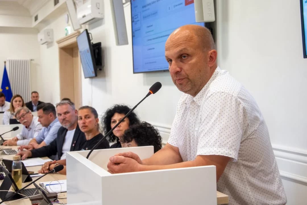 Najpierw kontrola inspekcji weterynaryjnej, później burza medialna i wielka dyskusja na komisji - czy w schronisku dla zwierząt w Radlinie coś się zmieni? [ZDJĘCIA, SONDA]