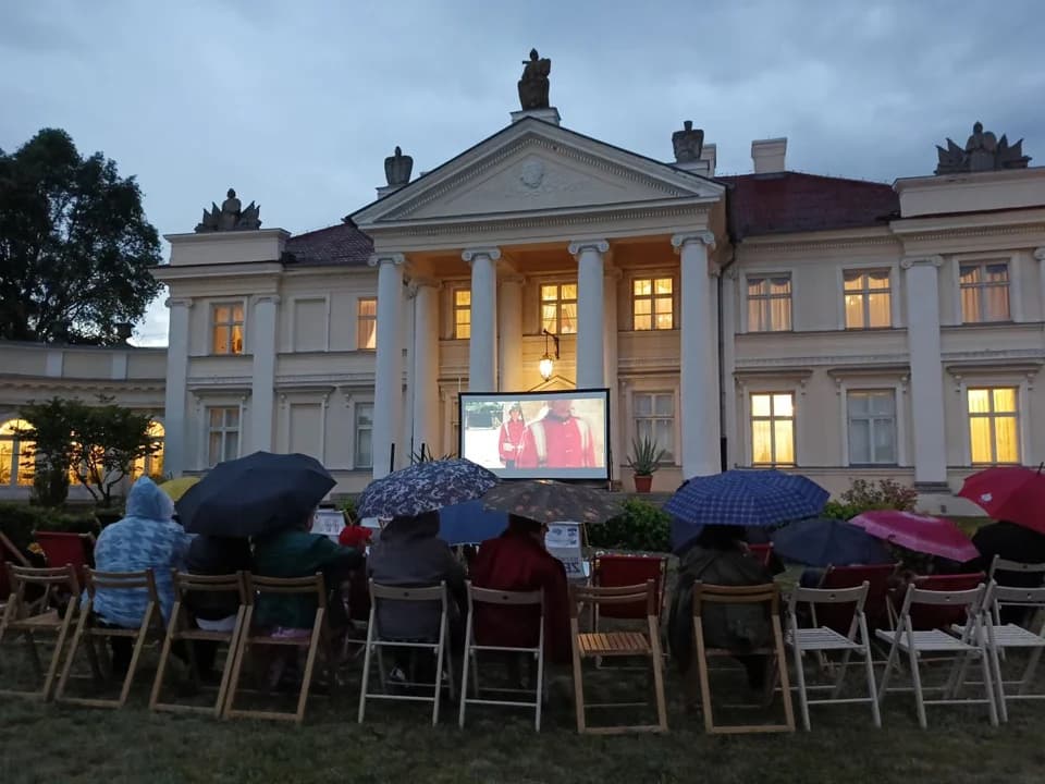 Noc Muzeów 2024 w Jarocinie i Śmiełowie — zdjęcie 3 z 152