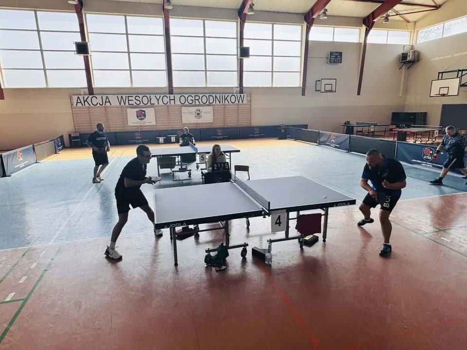 Turniej tenisa stołowego w Wilkowyi