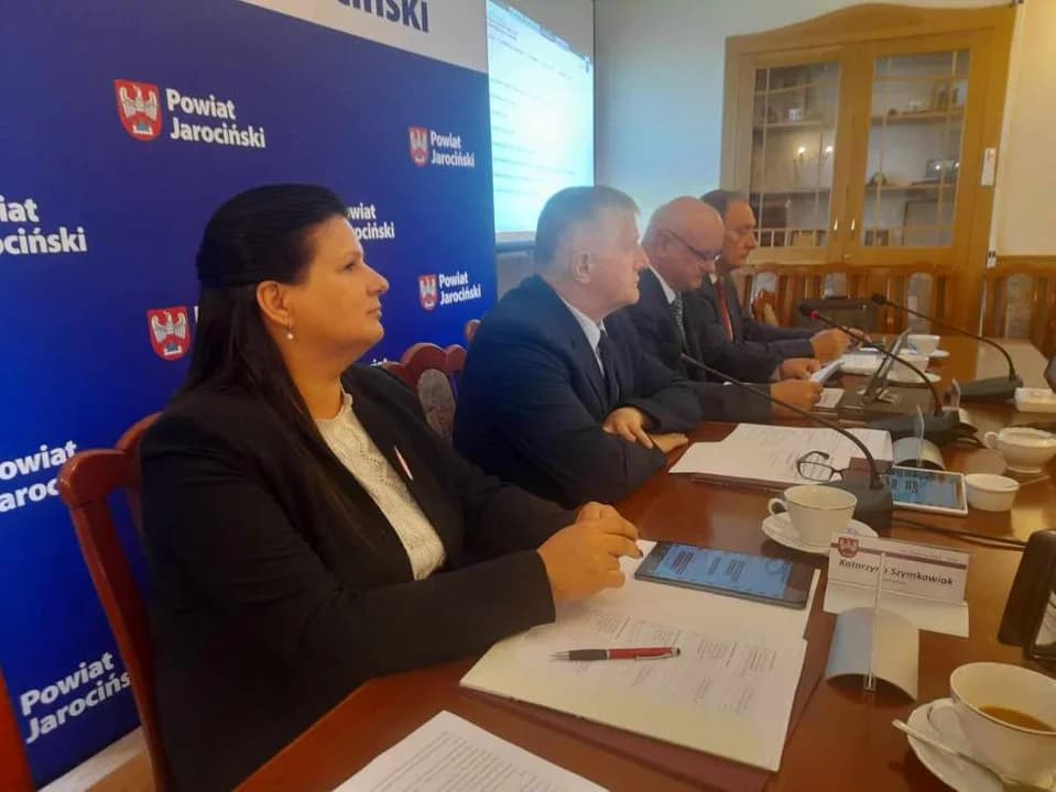 Pierwsza sesja Rady Powiatu Jarocińskiego VII kadencji — zdjęcie 6 z 72