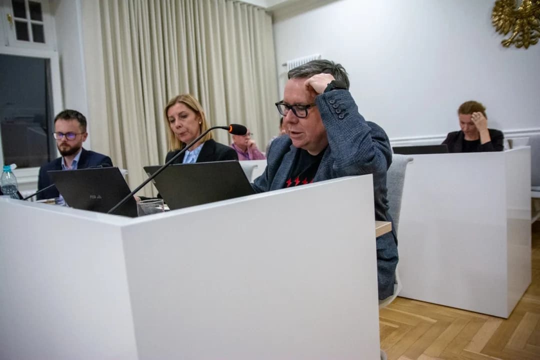 Jarocińscy radni podnieśli wynagrodzenie burmistrza. Ile będzie teraz zarabiała Urszula Wyremblewska-Korzyniewska? [ZDJĘCIA SONDA]