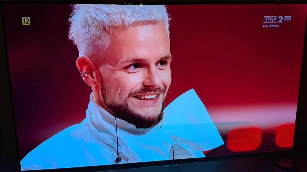 Filip Mettler tuż po swoim występie w pierwszym odcinku na żywo The Voice of Poland