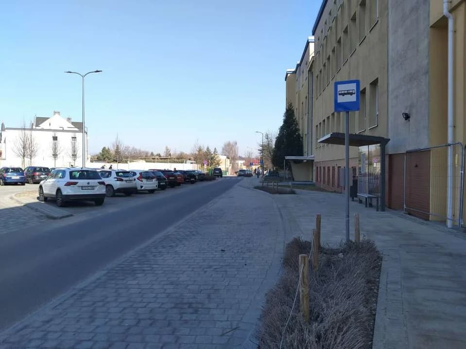 Mieszkańcy potrzebują przystanku przy szpitalu. Czy zostanie przywrócony - mamy odpowiedź [ZDJĘCIA]