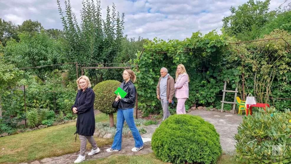 Specjalna komisja sprawdza ogrody w gminie Jarocin. Szukają najpiękniejszego![ZDJĘCIA, SONDA]