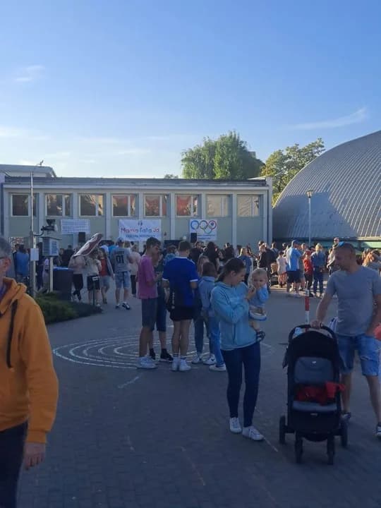 Festyn w Jarocinie ,,Mama, tata i  ja” — zdjęcie 3 z 90