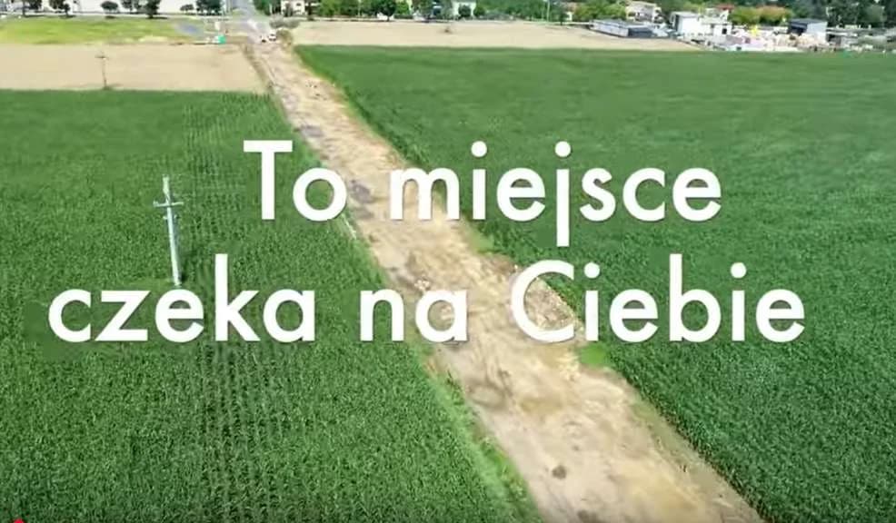 Teren inwestycyjny w Jarocinie wystawiony na sprzedaż — zdjęcie 2 z 9