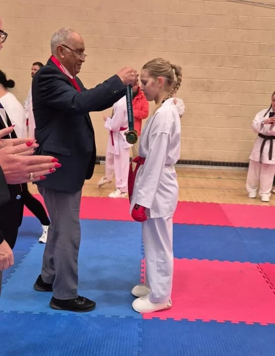 Trzy medale zawodniczek z Karate Raven Jarocin — zdjęcie 6 z 10