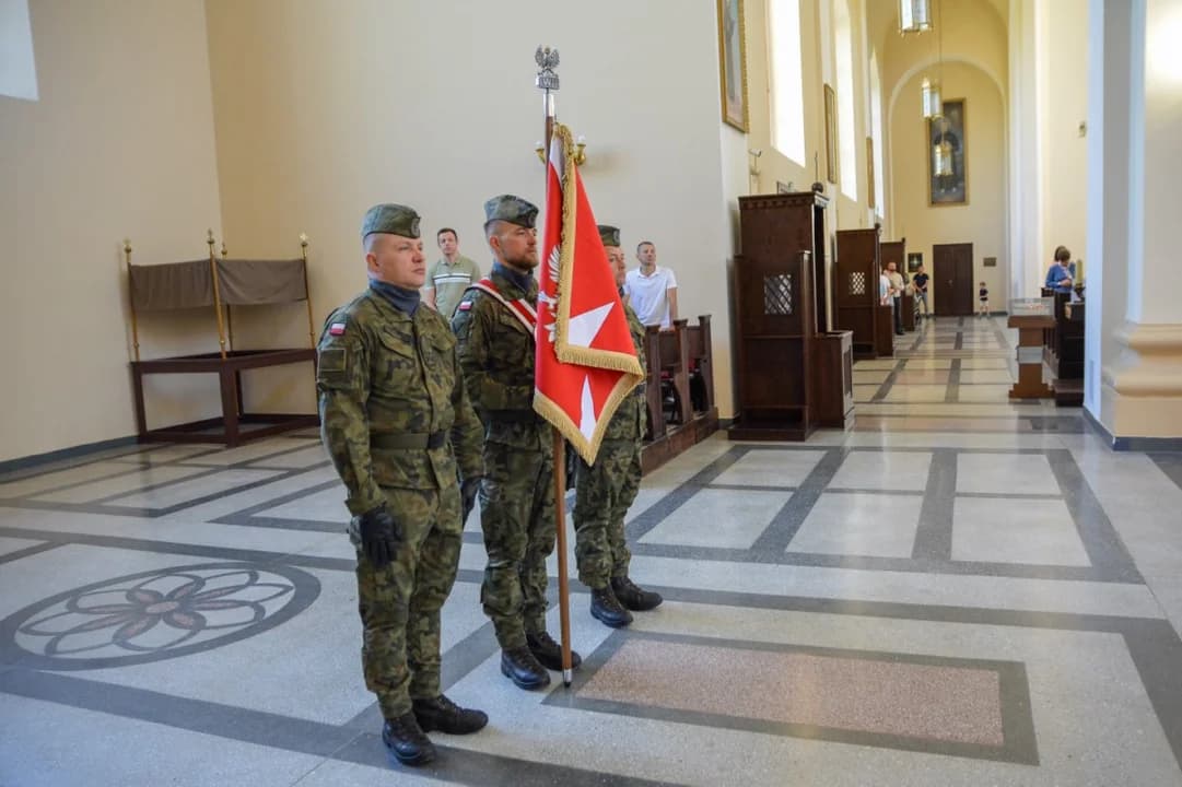 Narodowe Święto Konstytucji 3 Maja w Jarocinie. Zobaczcie naszą FOTORELACJĘ — zdjęcie 3 z 27