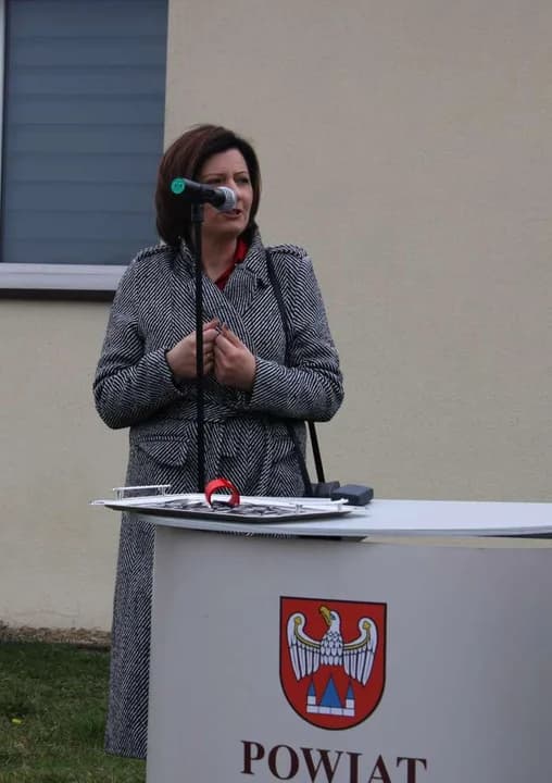 Zakończyła się przebudowa drogi powiatowej Żerków - Bieździadów [ZDJĘCIA]