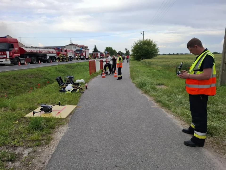 Jarocińscy strażacy uczestniczyli w gaszeniu dużego pożaru hurtowni zabawek
