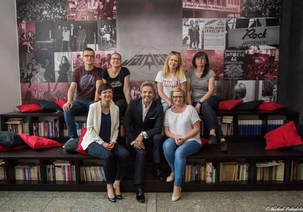 Mało, kto wie, że zanim „zamieszkała wśród książek”, krótko pracowała w cukrowni w Witaszycach — zdjęcie 6 z 82