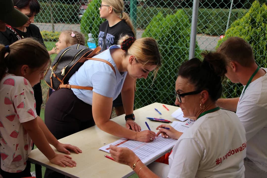 Najmłodsi opanowali stadion. Za nami pełen emocji Bieg Pomidorków [ZDJĘCIA] — zdjęcie 4 z 198